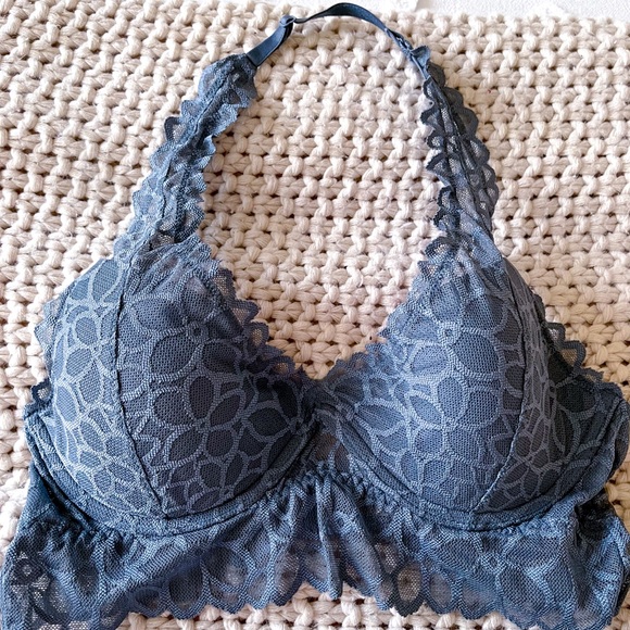 Victoria Secret Bralettes, 2 pieces in size M - Picture 2 of 6